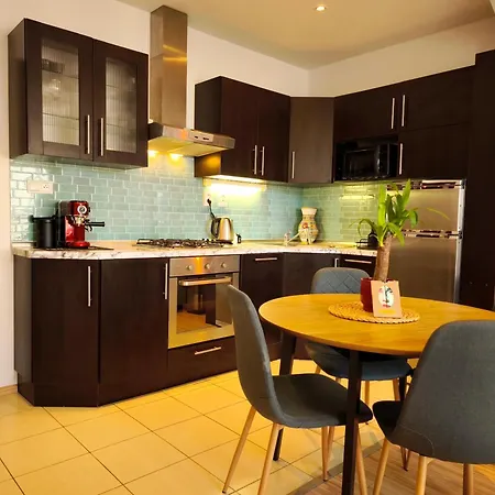 Free Parking, Ac & Self Checkin - Lucky 7 - 2 Bdr Relax & Harmony - Near Stadiums & Center דירה ברטיסלאבה