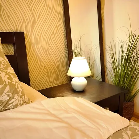 Free Parking, Ac & Self Checkin - Lucky 7 - 2 Bdr Relax & Harmony - Near Stadiums & Center * ברטיסלאבה