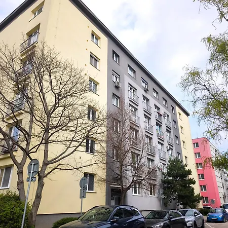 Free Parking, Ac & Self Checkin - Lucky 7 - 2 Bdr Relax & Harmony - Near Stadiums & Center * ברטיסלאבה