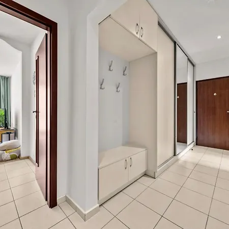 דירה Free Parking, Ac & Self Checkin - Lucky 7 - 2 Bdr Relax & Harmony - Near Stadiums & Center ברטיסלאבה