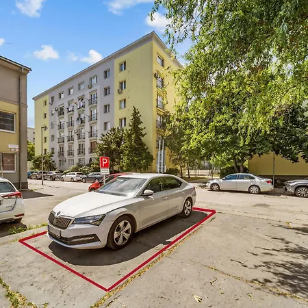 Free Parking, Ac & Self Checkin - Lucky 7 - 2 Bdr Relax & Harmony - Near Stadiums & Center 브라티슬라바