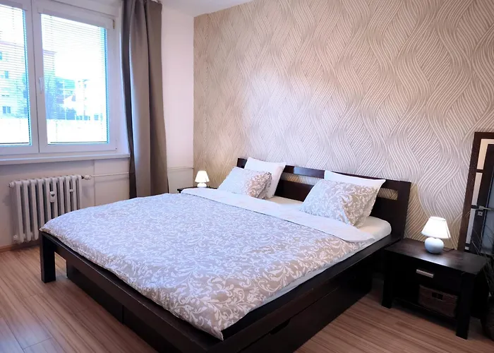 Lucky 7 - 2 Bdr Cozy Family - Near Sports And Culture * براتسيلافا