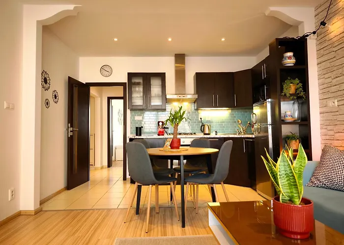 Lucky 7 - 2 Bdr Cozy Family - Near Sports And Culture 布拉迪斯拉发